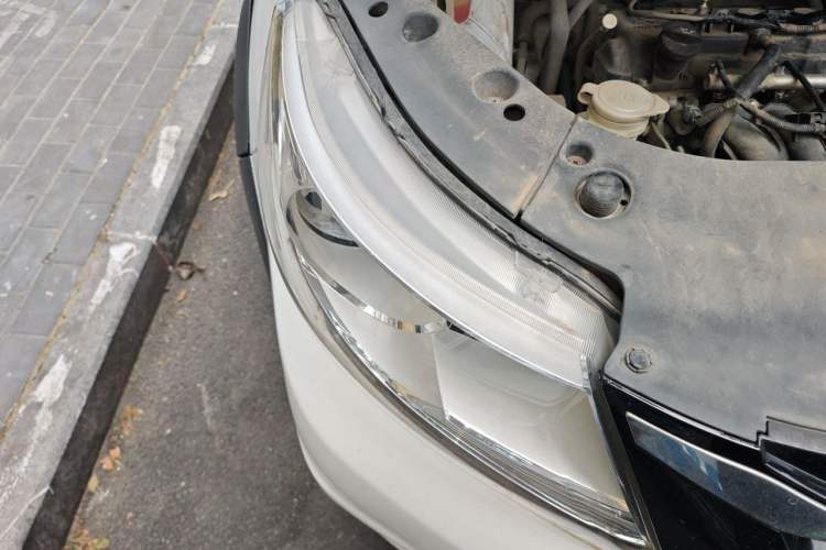 Used FORTHING Joyear X3 2016 1.5L Comfort Model Right Front Headlight