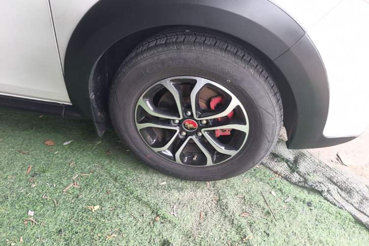 Used FORTHING Joyear X3 2016 1.5L Comfort Model Right Front Wheel Hub