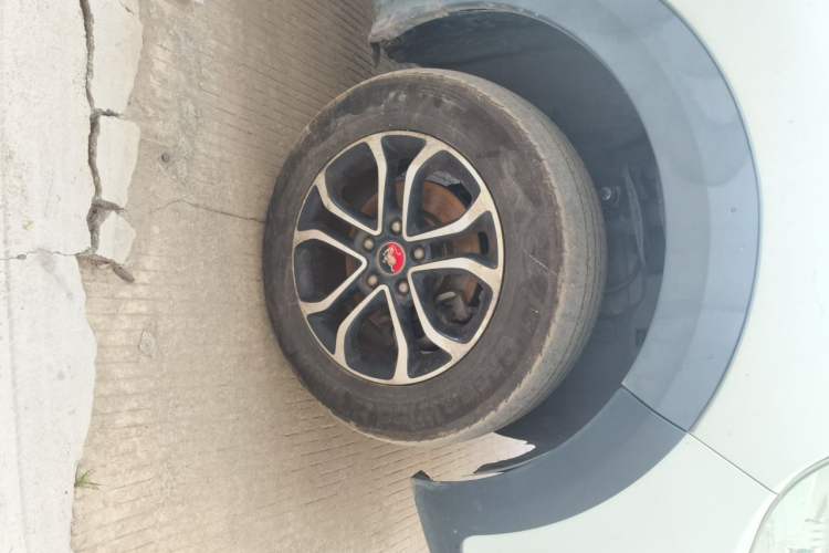 Used FORTHING Joyear X3 2016 1.5L Luxury Model Right Front Wheel Hub
