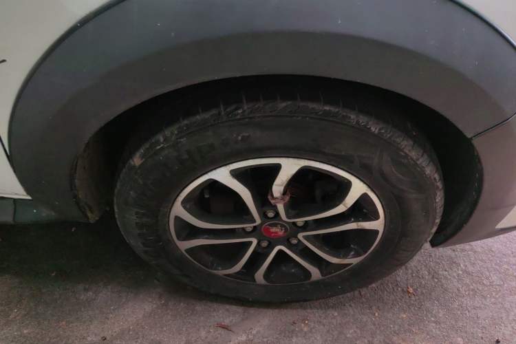 Used FORTHING Joyear X3 2016 1.5L Luxury Model Right Front Wheel Hub