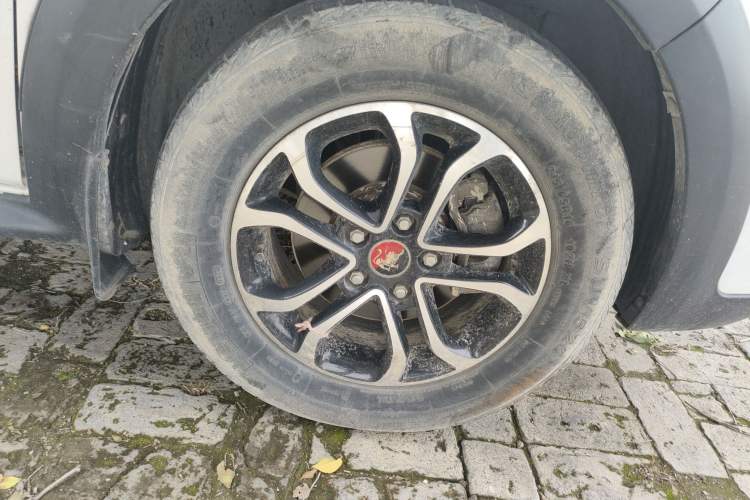 Used FORTHING Joyear X3 2016 1.5L Comfort Model Right Front Wheel Hub