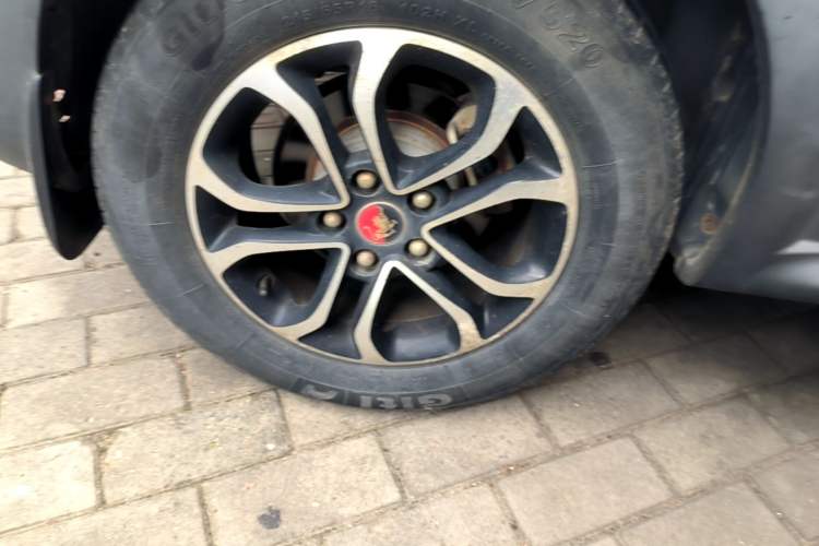 Used FORTHING Joyear X3 2016 1.5L Luxury Model Right Rear Wheel Hub