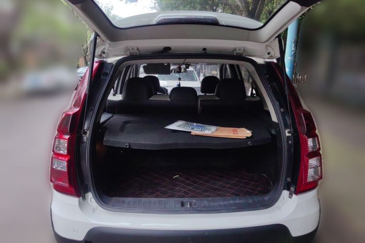 Used FORTHING Joyear X3 2016 1.5L Luxury Model Trunk