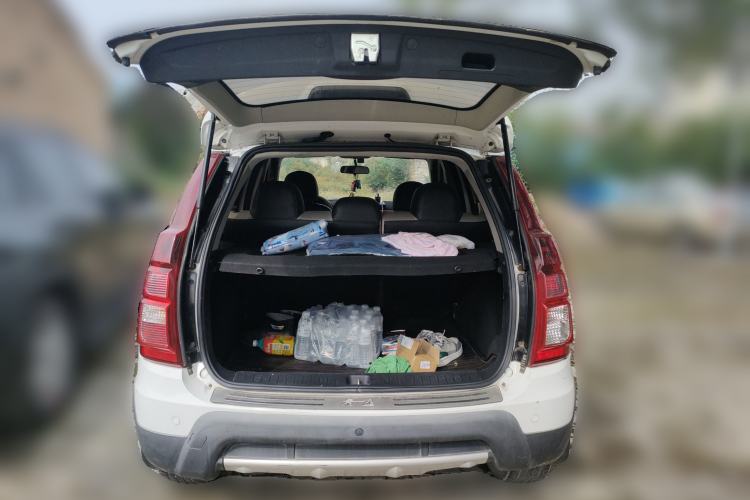 Used FORTHING Joyear X3 2016 1.5L Comfort Model Trunk