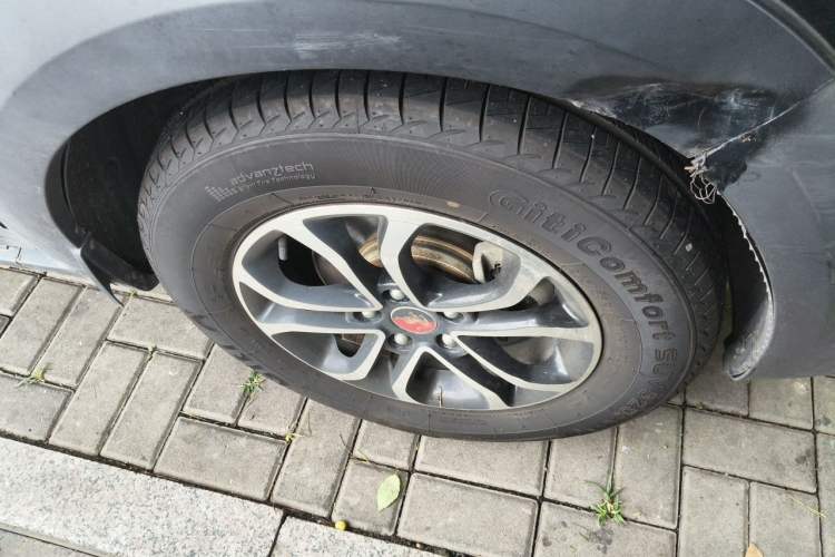 Used FORTHING Joyear X3 2017 1.5L Manual Luxury Model Right Front Wheel Hub
