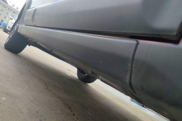 Used FORTHING Joyear X3 2017 1.5L Manual Comfort Model Right Side Sill
