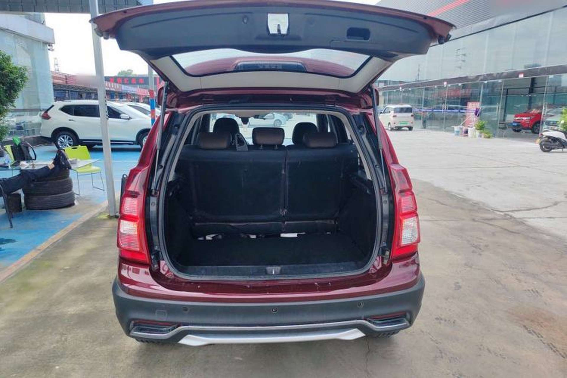 Used FORTHING Joyear X3 2017 1.5L Manual Comfort Model Trunk