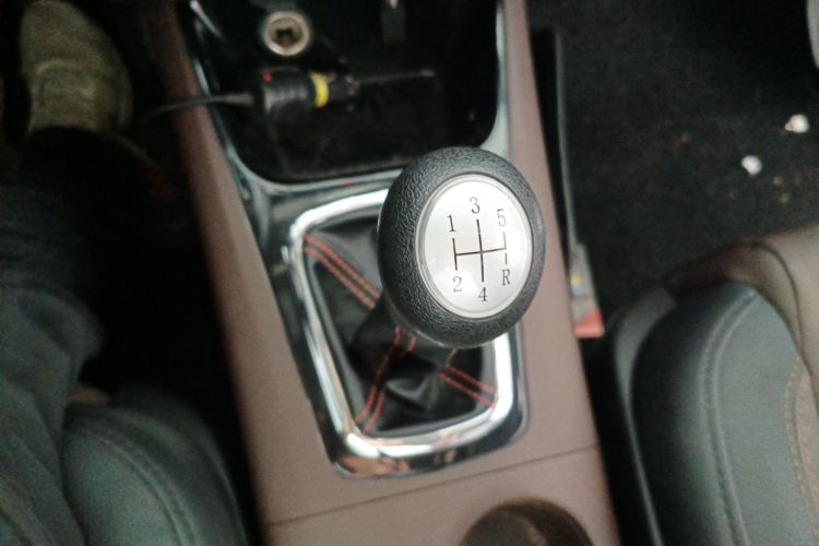 Used FORTHING Joyear X3 2017 1.5L Manual Comfort Model Gear Lever