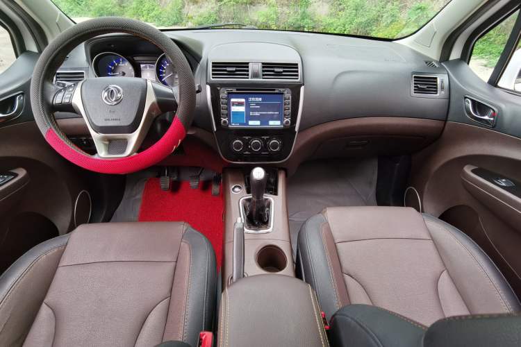 Used FORTHING Joyear X3 2017 1.5L Manual Luxury Model Interior 3