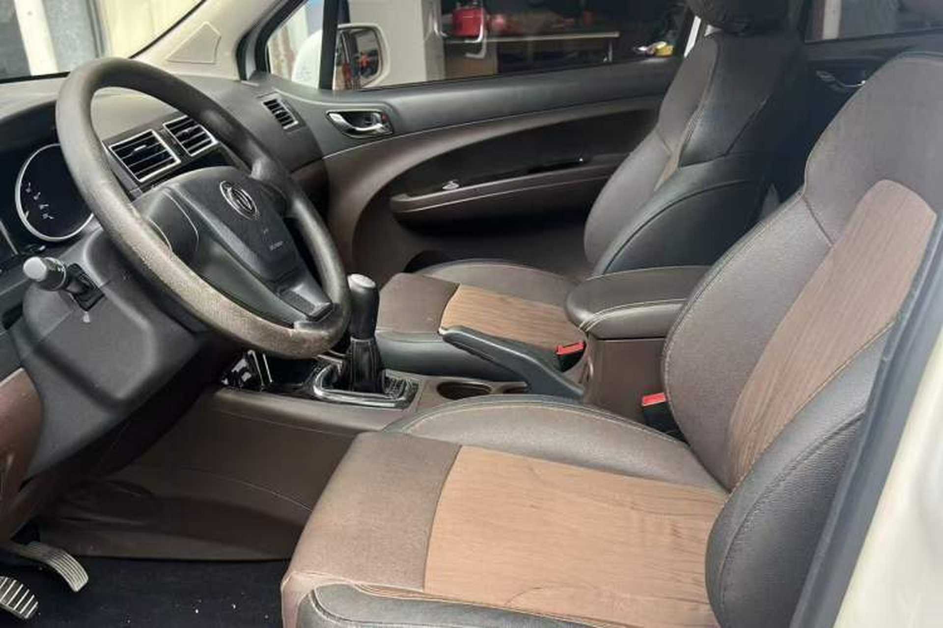 Used FORTHING Joyear X3 2017 1.5L Manual Comfort Model Interior 3