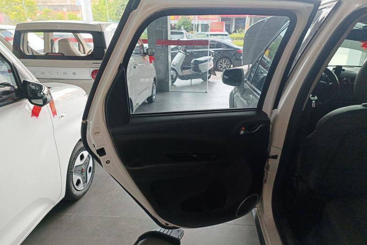 Used FORTHING Joyear X3 2017 1.5L Manual Comfort Model Interior 5