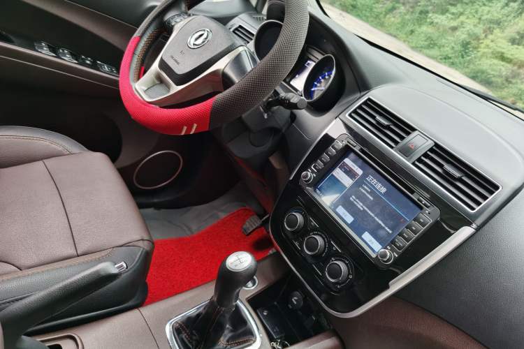 Used FORTHING Joyear X3 2017 1.5L Manual Luxury Model Interior 5