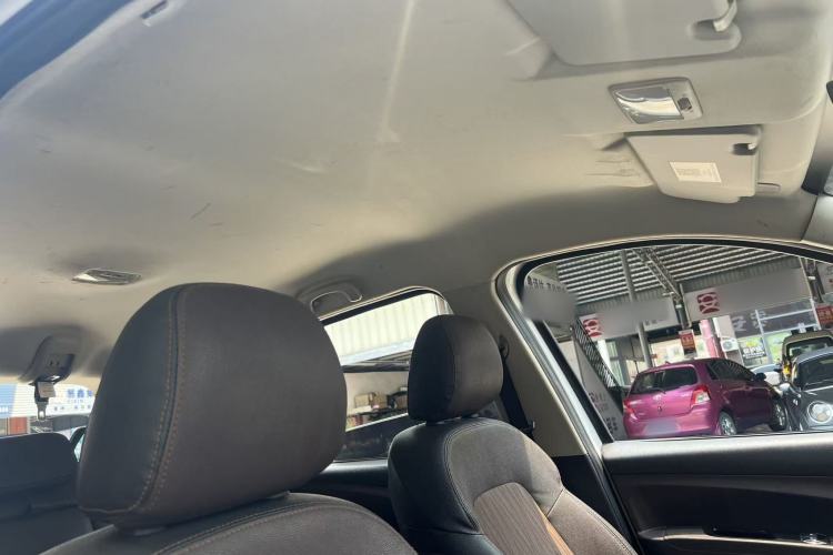 Used FORTHING Joyear X3 2017 1.5L Manual Comfort Model Interior 5