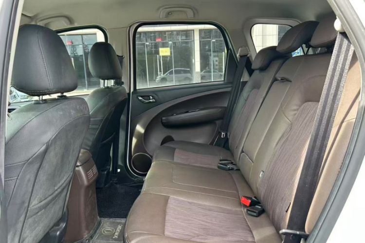 Used FORTHING Joyear X3 2017 1.5L Manual Comfort Model Interior 7