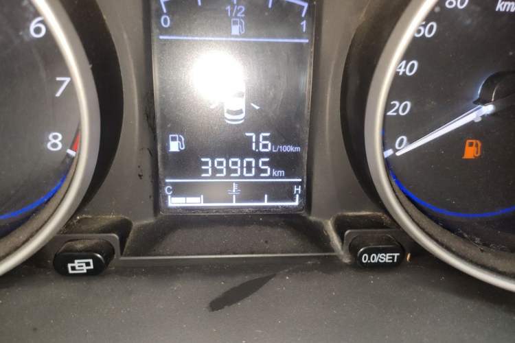 Used FORTHING Joyear X3 2017 1.5L Manual Comfort Model Odometer Close Up
