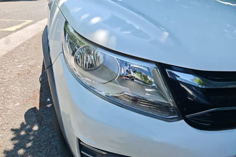 Used FORTHING Joyear X3 2017 1.5L Manual Comfort Model Right Front Headlight