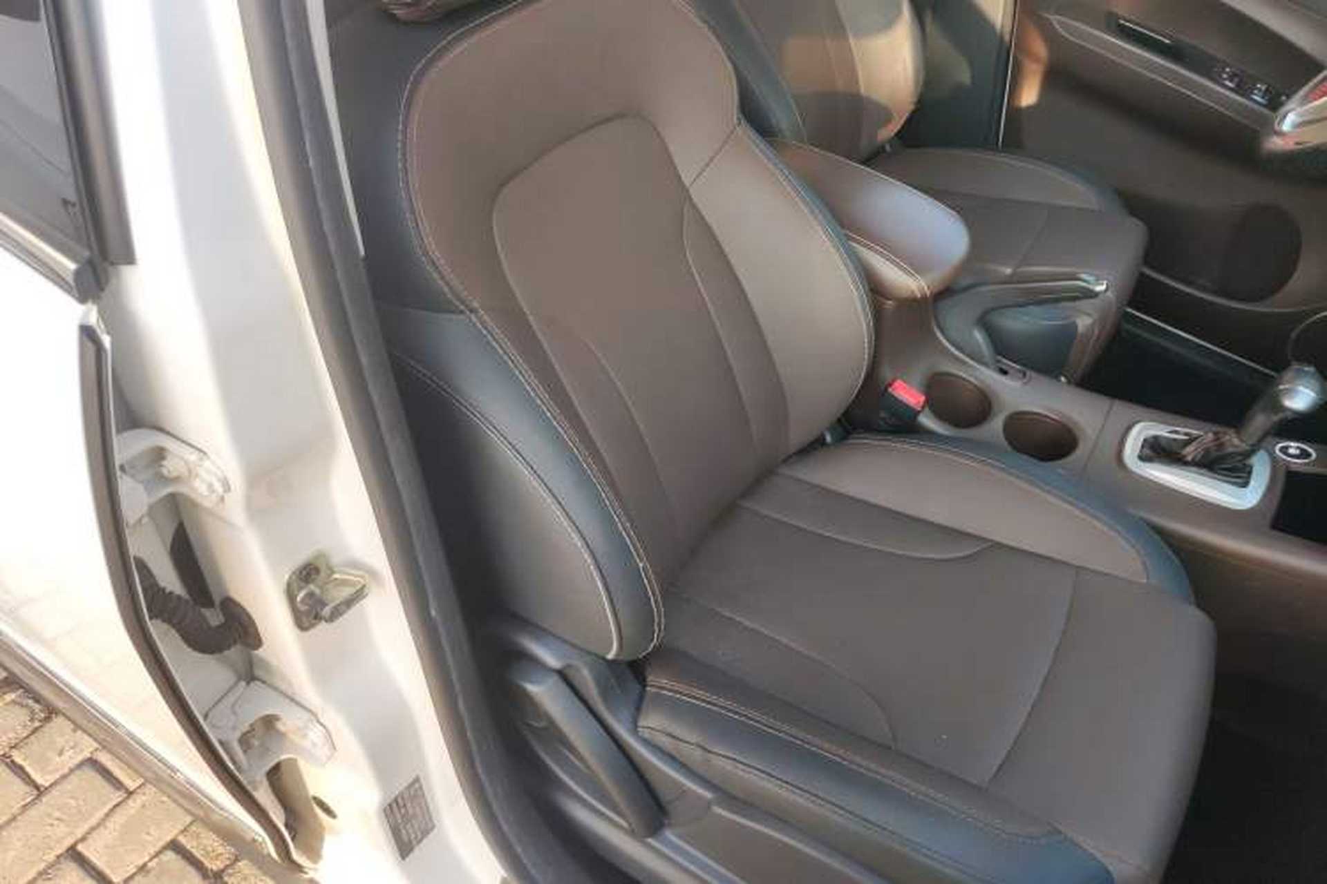 Used FORTHING Joyear X3 2017 1.6L CVT Luxury Model Right Front Seat