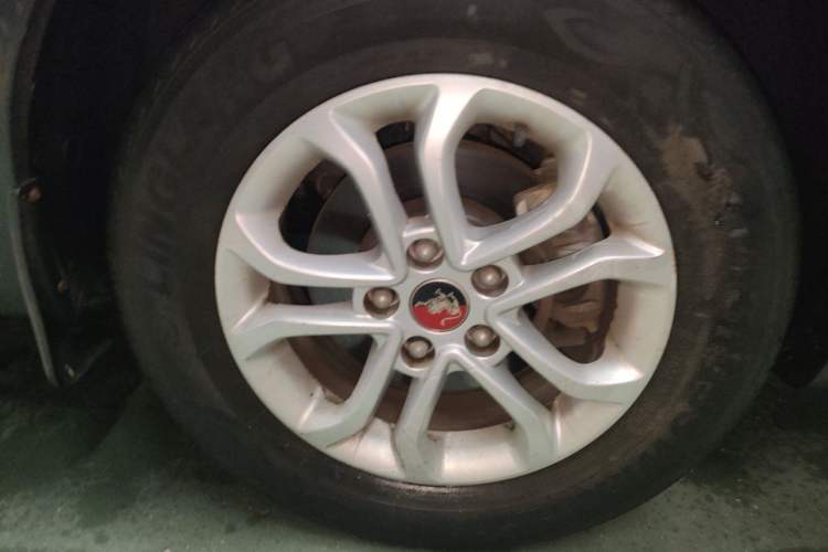 Used FORTHING Joyear X3 2017 1.5L Manual Comfort Model Right Front Wheel Hub