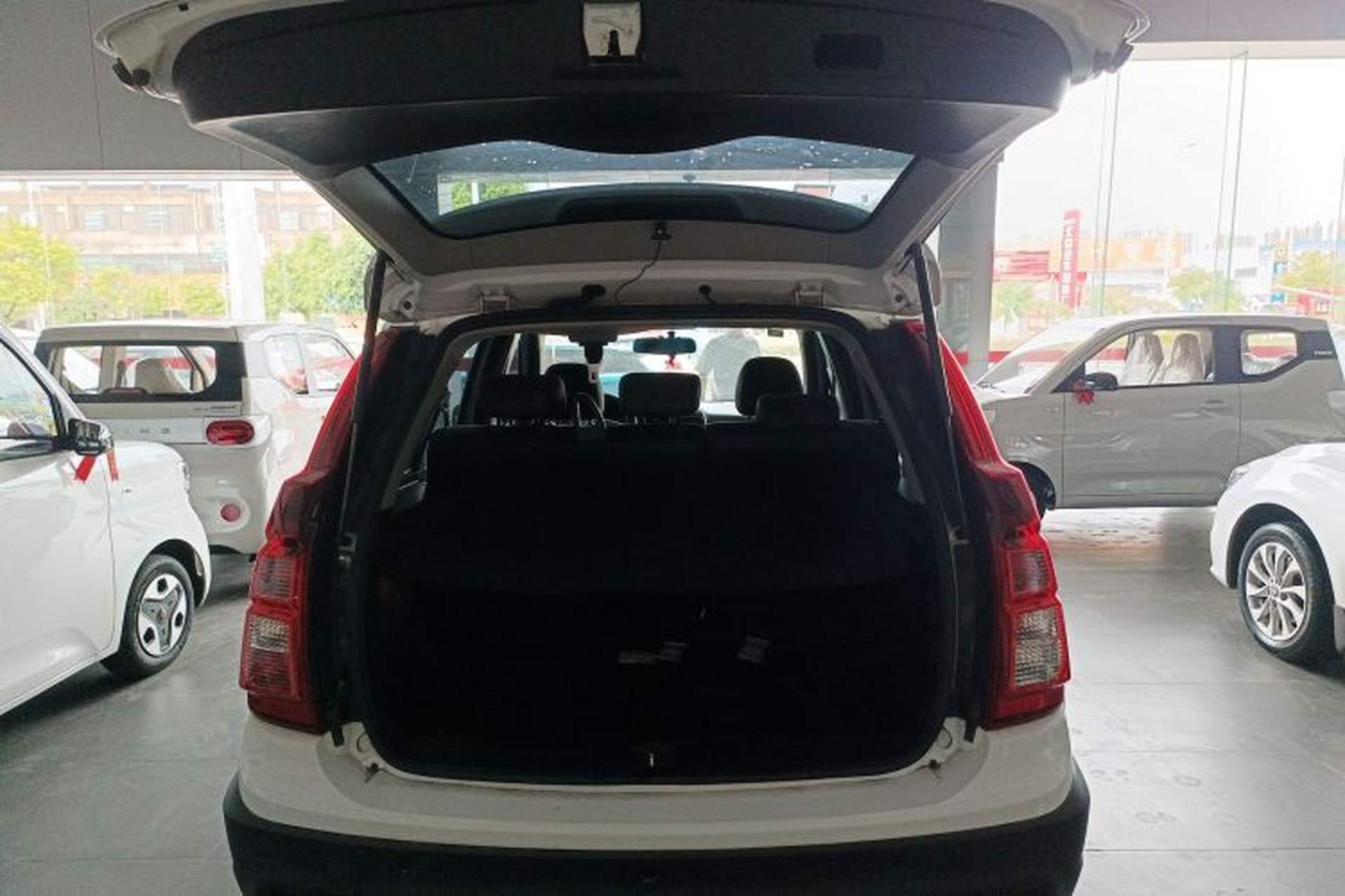 Used FORTHING Joyear X3 2017 1.5L Manual Comfort Model Trunk