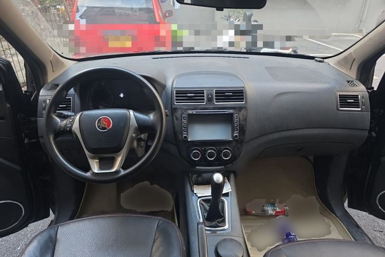 Used FORTHING Joyear X5 2013 1.6L Manual Luxury Model China IV Standard Center Console