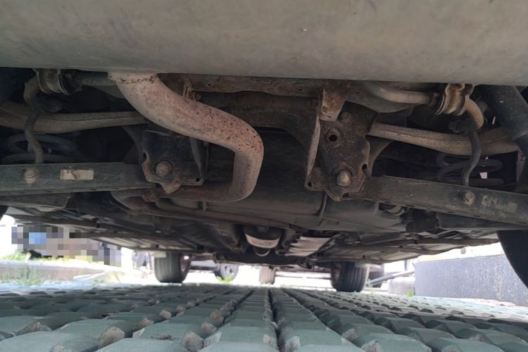 Used FORTHING Joyear X5 2013 1.6L Manual Luxury Model China IV Standard Chassis Rear