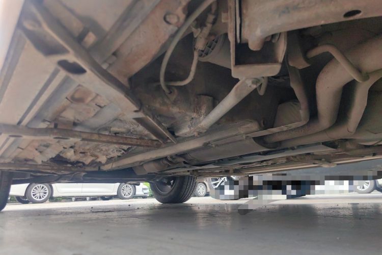 Used FORTHING Joyear X5 2013 1.6L Manual Luxury Model China IV Standard Chassis Rear Left