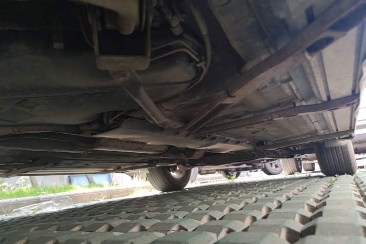 Used FORTHING Joyear X5 2013 1.6L Manual Luxury Model China IV Standard Chassis Rear Right