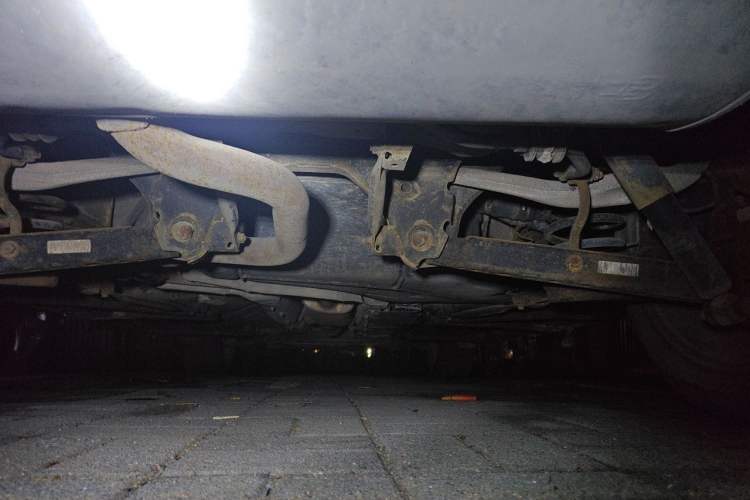 Used FORTHING Joyear X5 2013 1.6L Manual Luxury Model China V Standard Chassis Rear