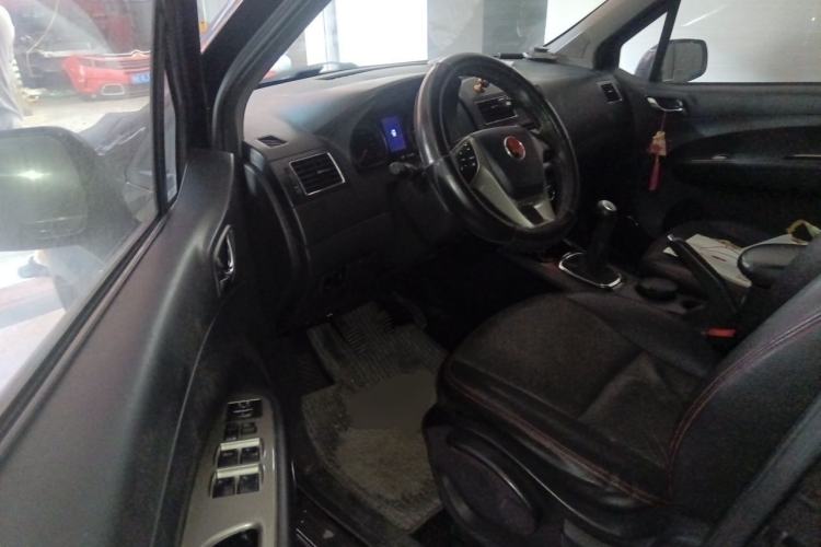 Used FORTHING Joyear X5 2013 1.6L Manual Luxury Model China V Standard Driver Seat