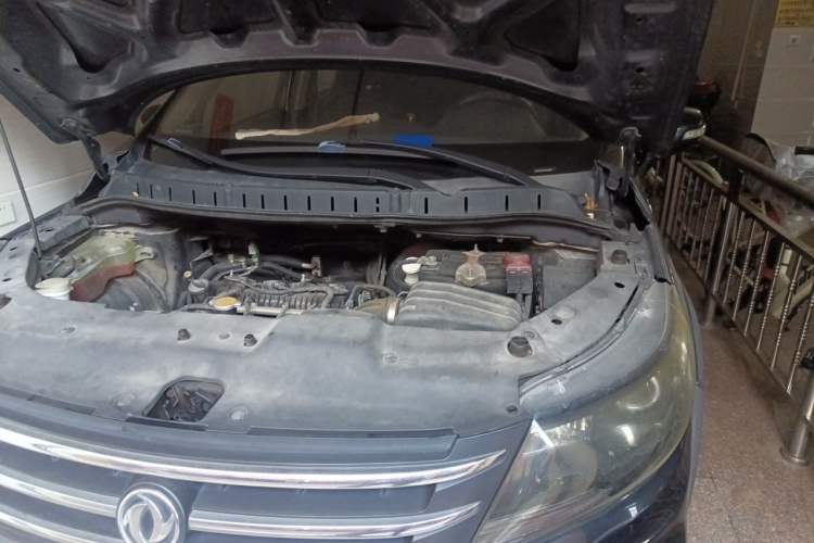 Used FORTHING Joyear X5 2013 1.6L Manual Luxury Model China V Standard Engine Bay Left