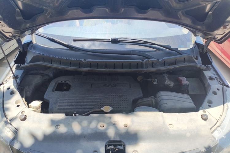 Used FORTHING Joyear X5 2013 1.6L Manual Luxury Model China IV Standard Engine Bay