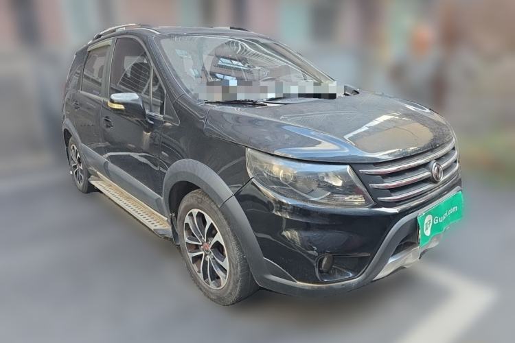 Used FORTHING Joyear X5 2013 1.6L Manual Luxury Model China IV Standard Front Right 45 Deg