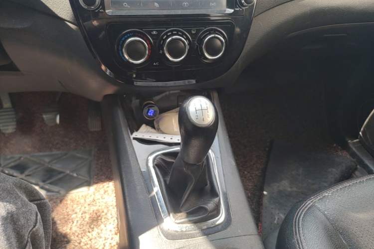 Used FORTHING Joyear X5 2013 1.6L Manual Luxury Model China IV Standard Gear Lever