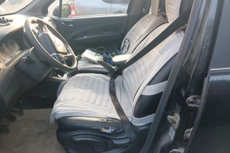Used FORTHING Joyear X5 2013 1.6L Manual Luxury Model China IV Standard Left Front Seat