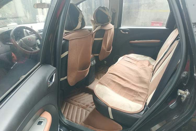 Used FORTHING Joyear X5 2013 1.8T Manual Luxury Model Left Rear Seat