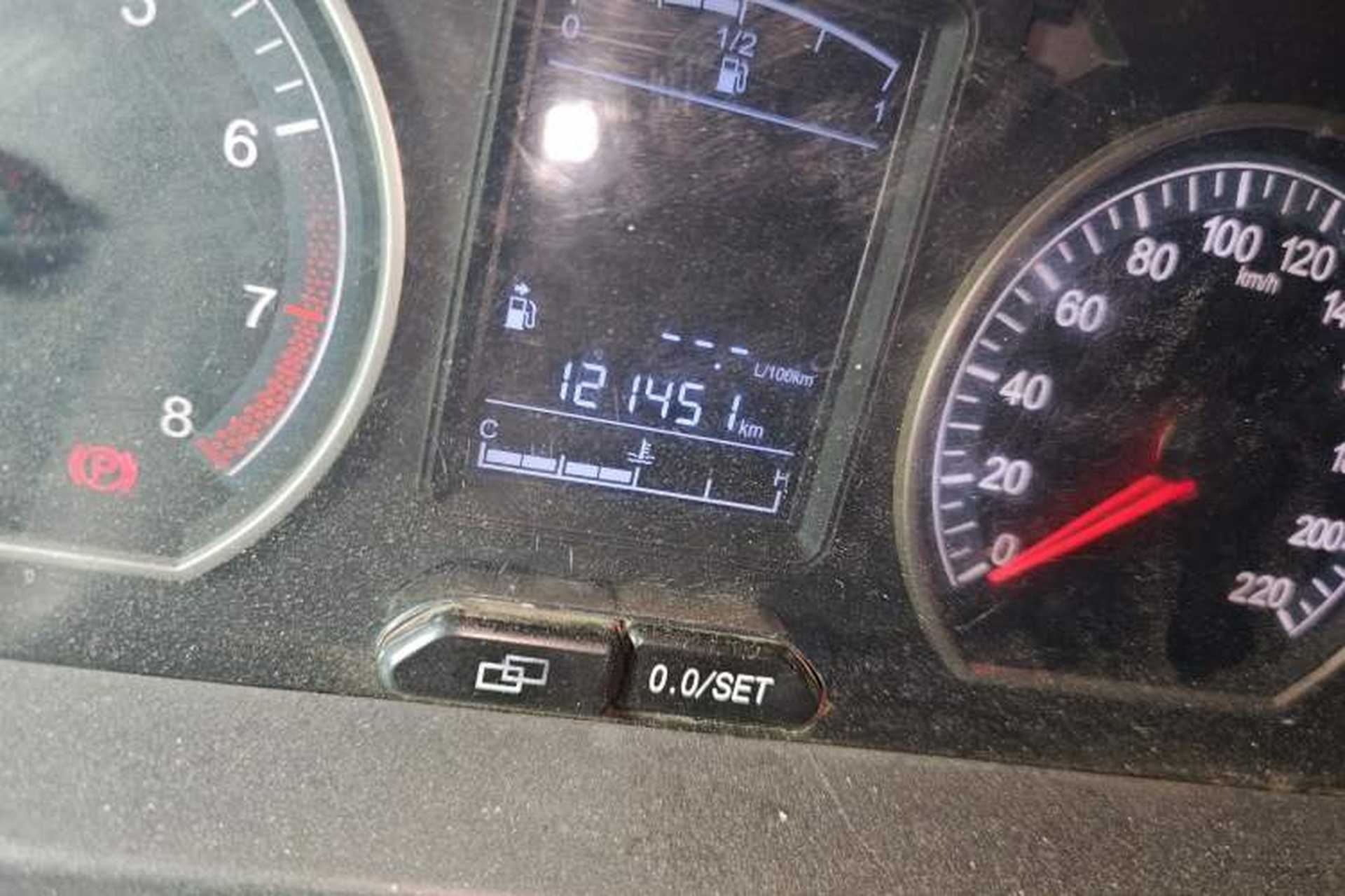 Used FORTHING Joyear X5 2013 1.6L Manual Luxury Model China IV Standard Odometer Close Up