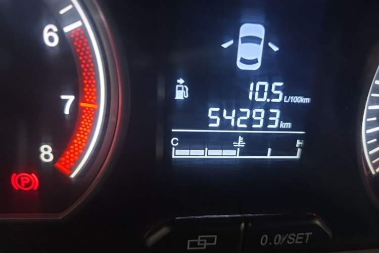 Used FORTHING Joyear X5 2013 1.6L Manual Luxury Model China IV Standard Odometer Close Up