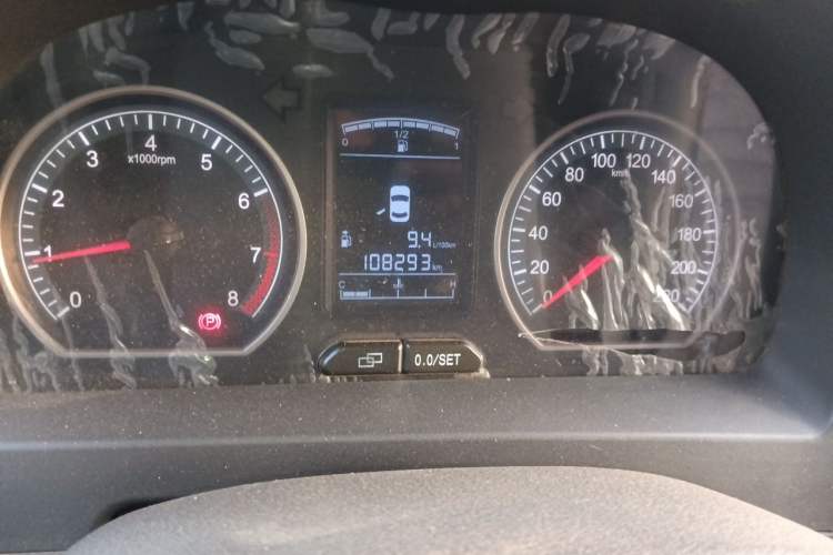 Used FORTHING Joyear X5 2013 1.6L Manual Luxury Model China IV Standard Odometer Close Up