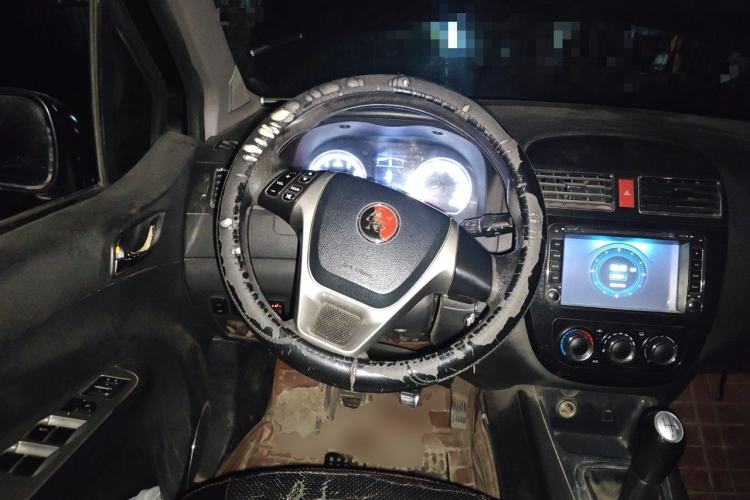 Used FORTHING Joyear X5 2013 1.6L Manual Luxury Model China V Standard Steering Wheel
