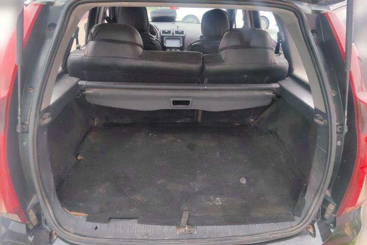 Used FORTHING Joyear X5 2013 1.6L Manual Luxury Model China IV Standard Trunk