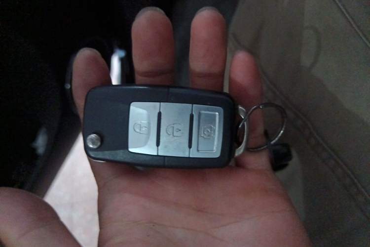 Used FORTHING Joyear X5 2013 1.6L Manual Luxury Model China V Standard Vehicle Key