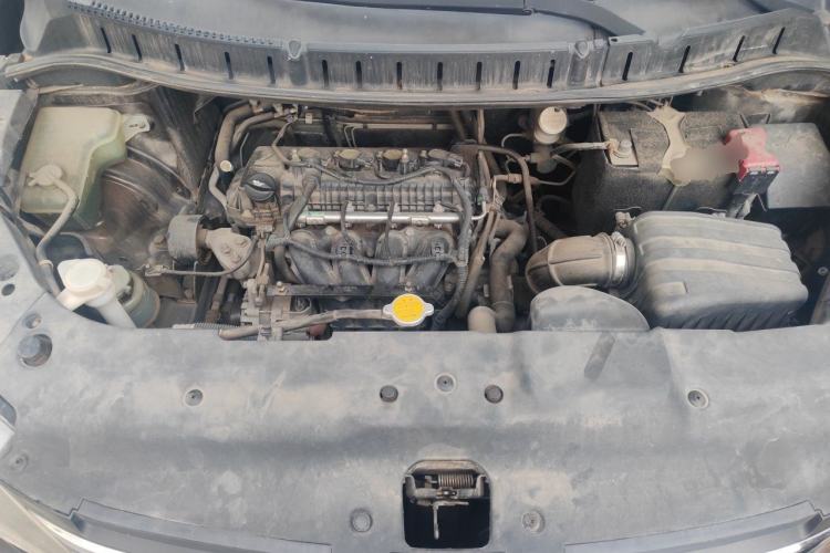 Used FORTHING Joyear X5 2013 1.6L Manual Luxury Model China IV Standard Engine Bay