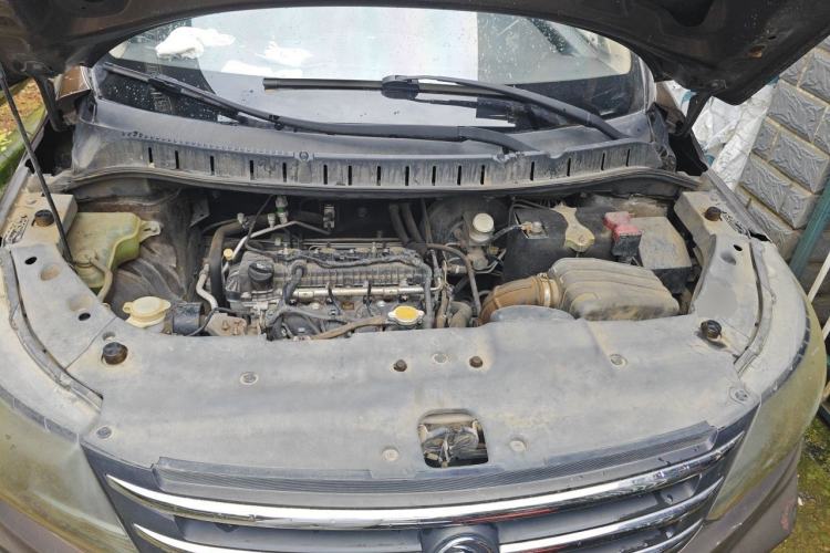 Used FORTHING Joyear X5 2013 1.6L Manual Luxury Model China IV Standard Engine Bay
