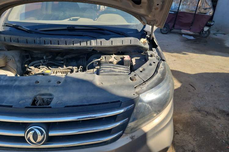 Used FORTHING Joyear X5 2013 1.6L Manual Luxury Model China V Standard Engine Bay Left