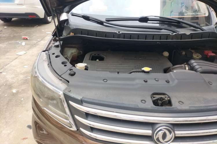 Used FORTHING Joyear X5 2013 1.6L Manual Luxury Model China IV Standard Engine Bay Right