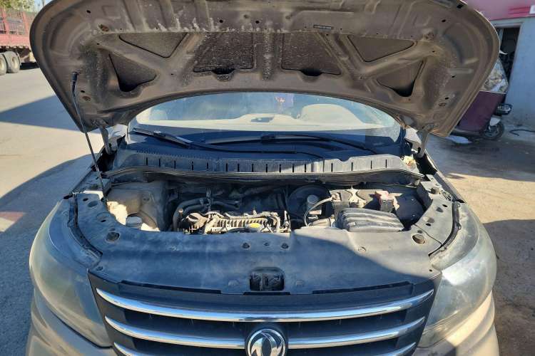 Used FORTHING Joyear X5 2013 1.6L Manual Luxury Model China V Standard Engine Bay