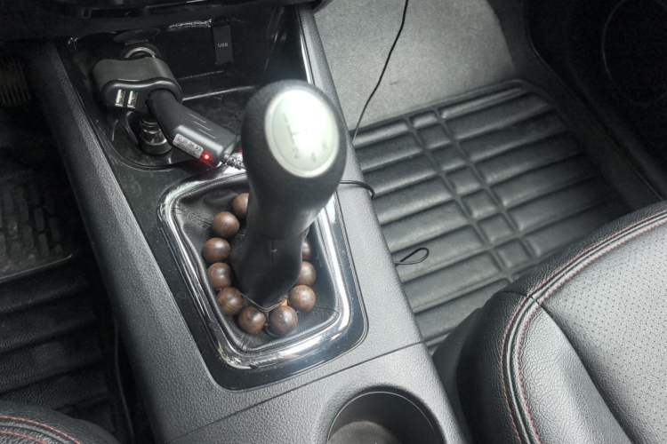 Used FORTHING Joyear X5 2013 1.6L Manual Luxury Model China IV Standard Gear Lever