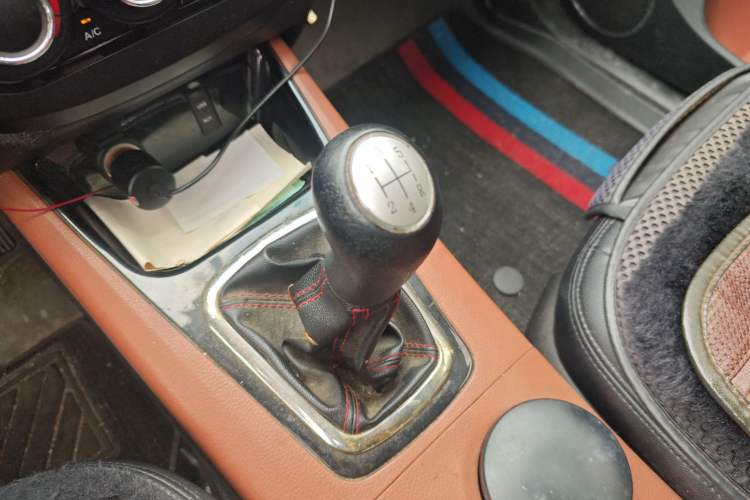 Used FORTHING Joyear X5 2013 1.6L Manual Luxury Model Gear Lever