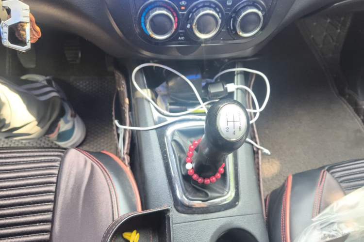 Used FORTHING Joyear X5 2013 1.6L Manual Luxury Model China IV Standard Gear Lever