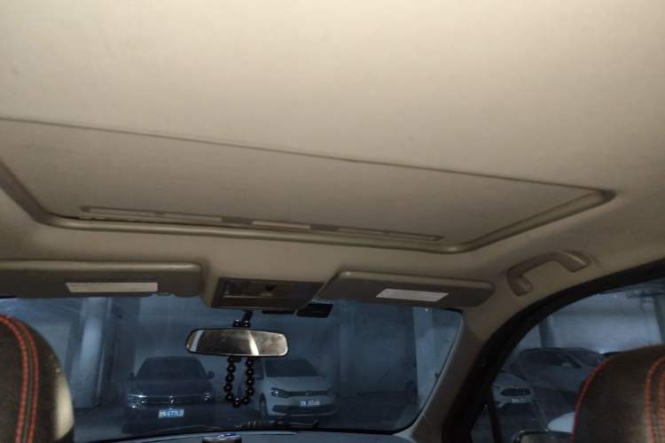 Used FORTHING Joyear X5 2013 1.6L Manual Luxury Model China IV Standard Headliner